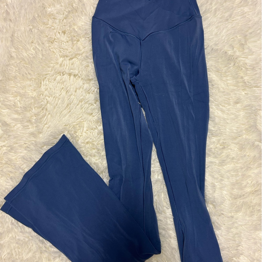 Offline Aeire Flare Leggings